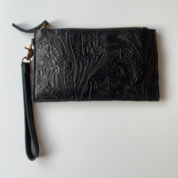 Tooled black leather wristlet - Picture 4 of 5
